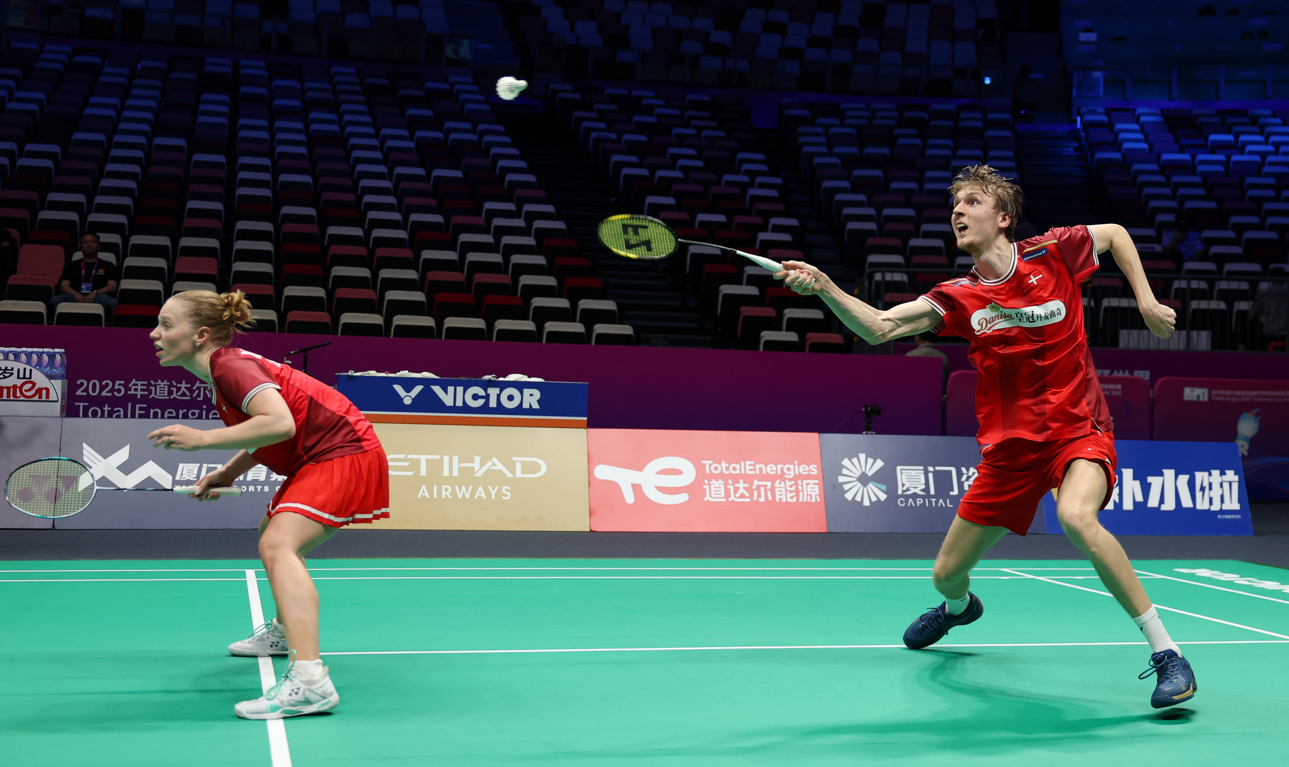丹麦羽毛球队完胜韩国羽毛球队，陶菲克打破历史纪录