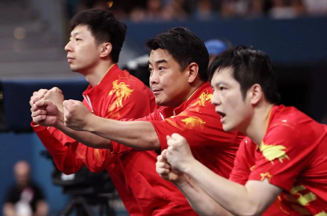 德国队碾压英格兰队，王皓统治全场