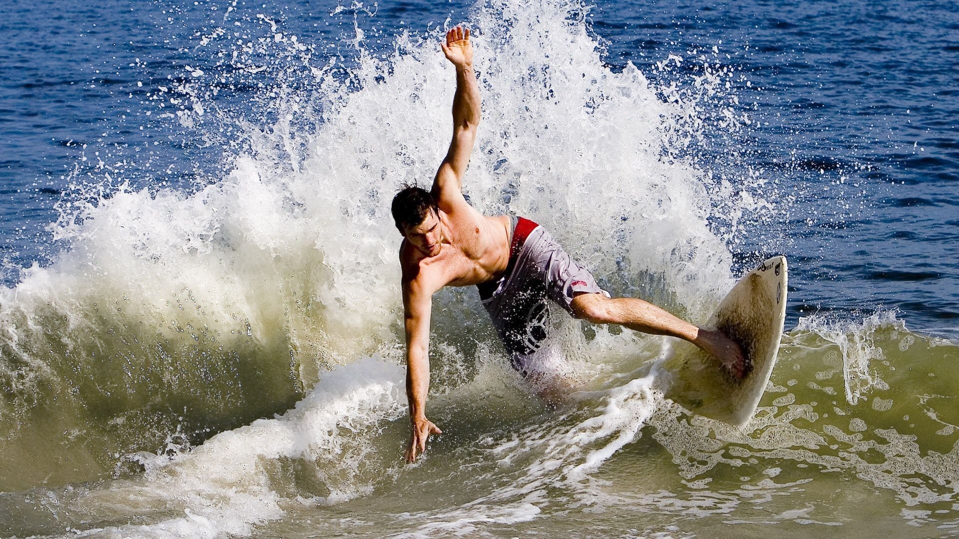 汤尤杯上的历史性逆转，马来西亚队奇迹轻取日本队，马琳状态如火山喷发