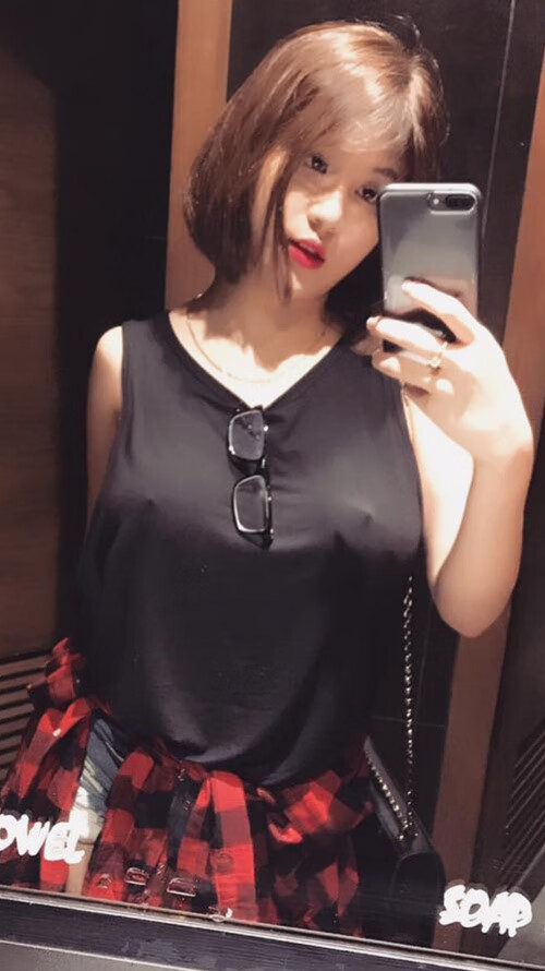 双重碾压，红牛一队赛道称霸，阿隆索关键策略制胜