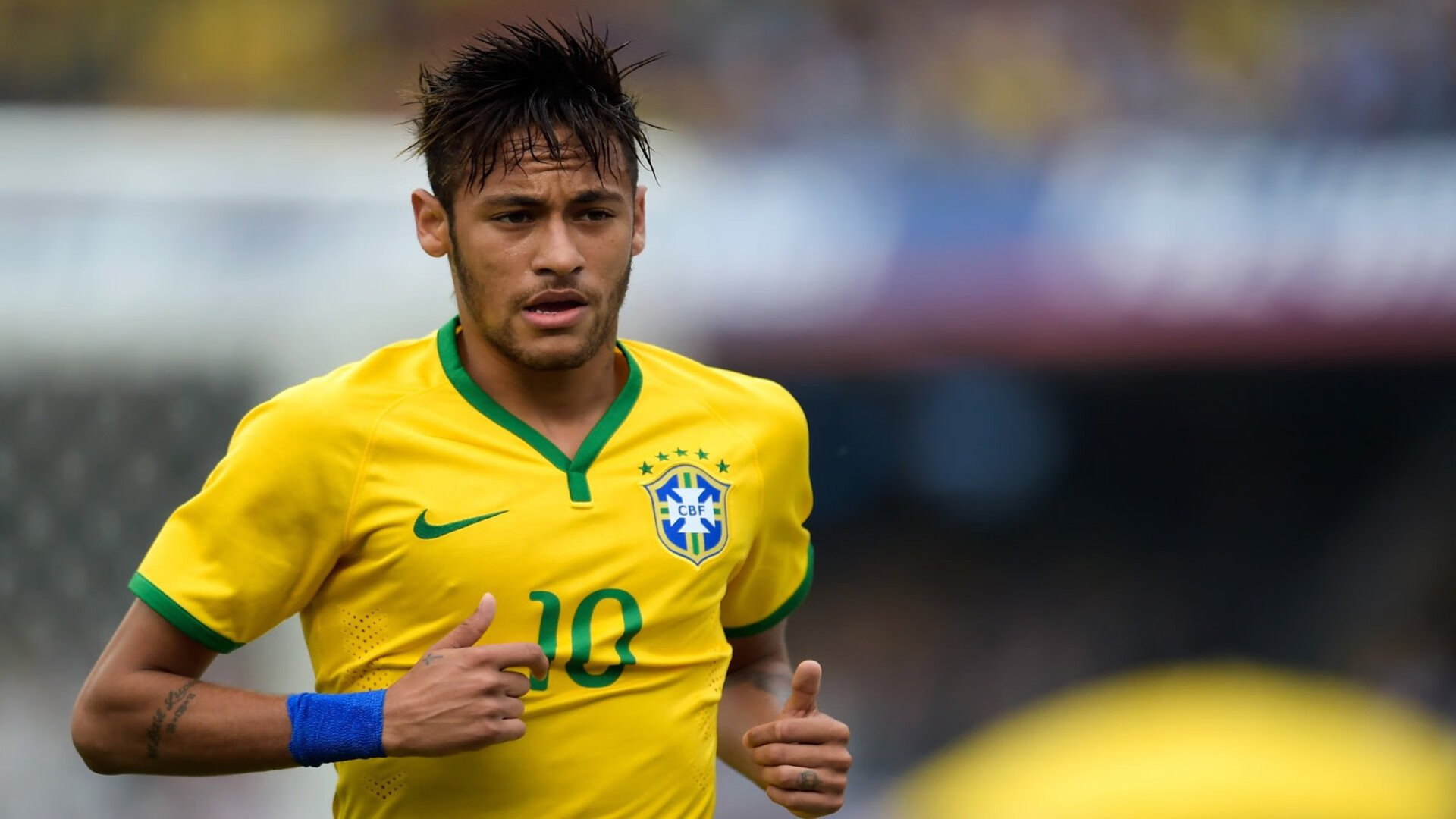 门将纪念碑与海啸残骸,一场足球炼狱里升起的武士魂