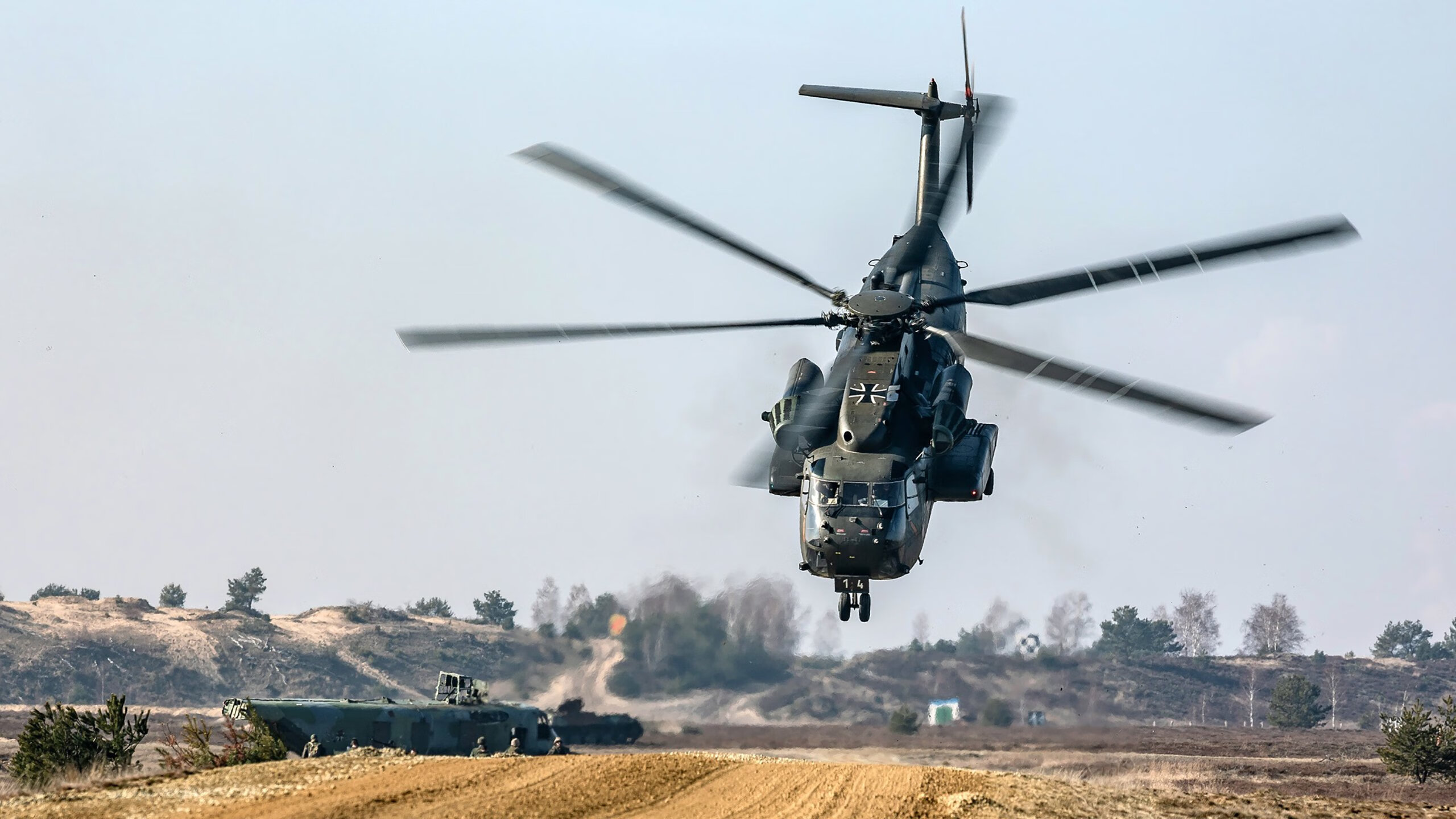 逆袭与越界，当玻利维亚掀翻豪门，三笘薰用进球定义新边界