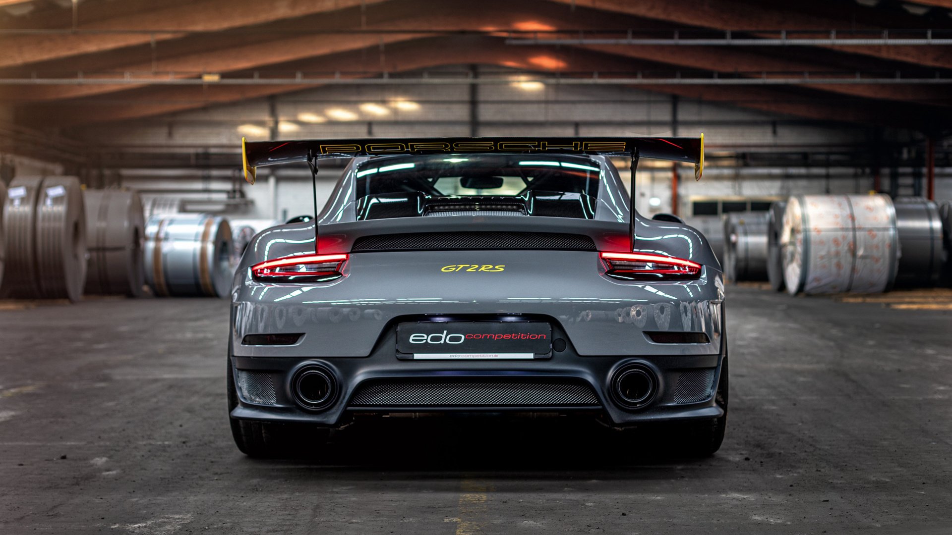 赛道之上,以足球之名,克瓦拉茨赫利亚的完美单圈