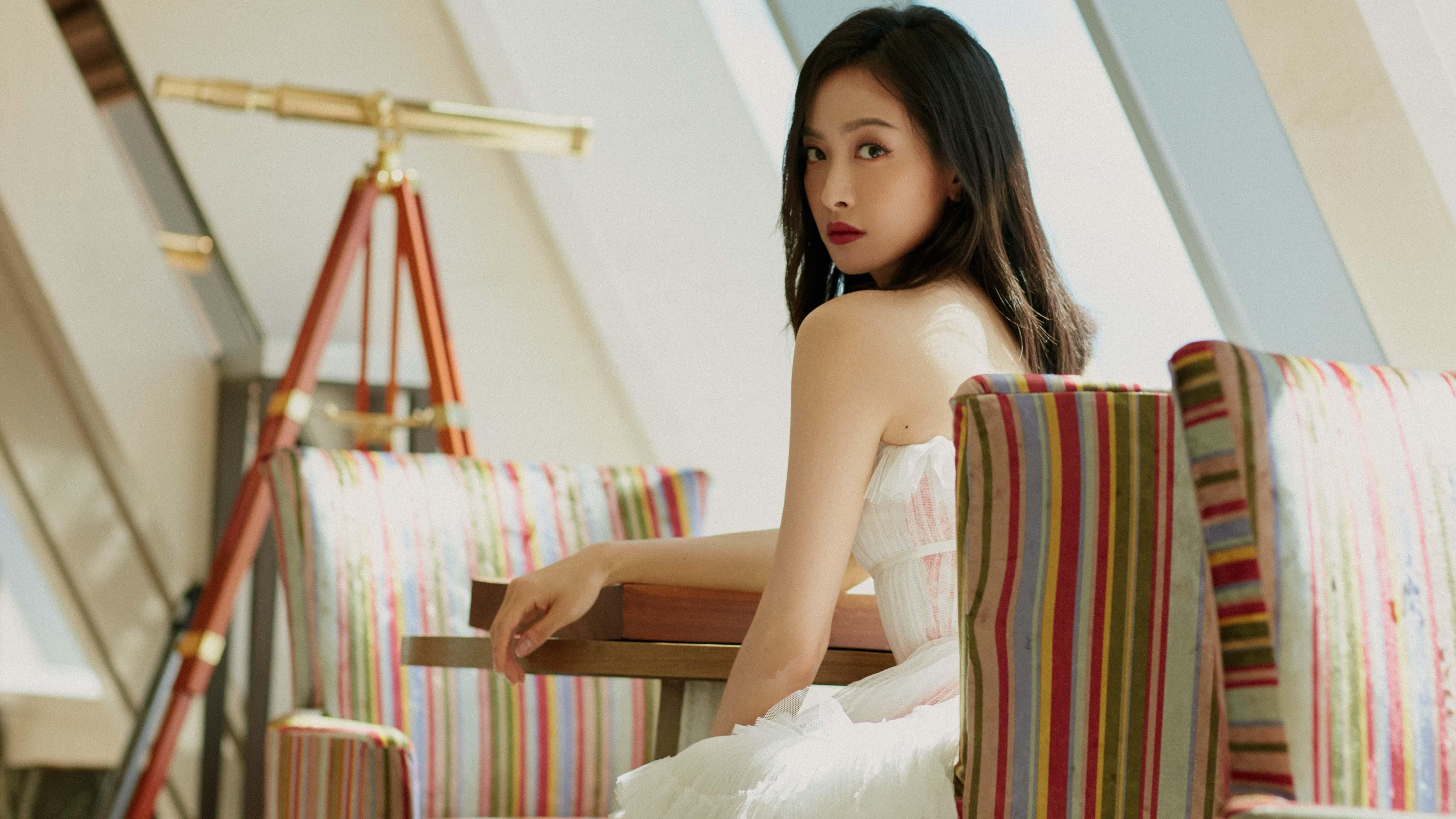 平行宇宙的剧本，当哈利伯顿身披热火战袍淘汰魔术