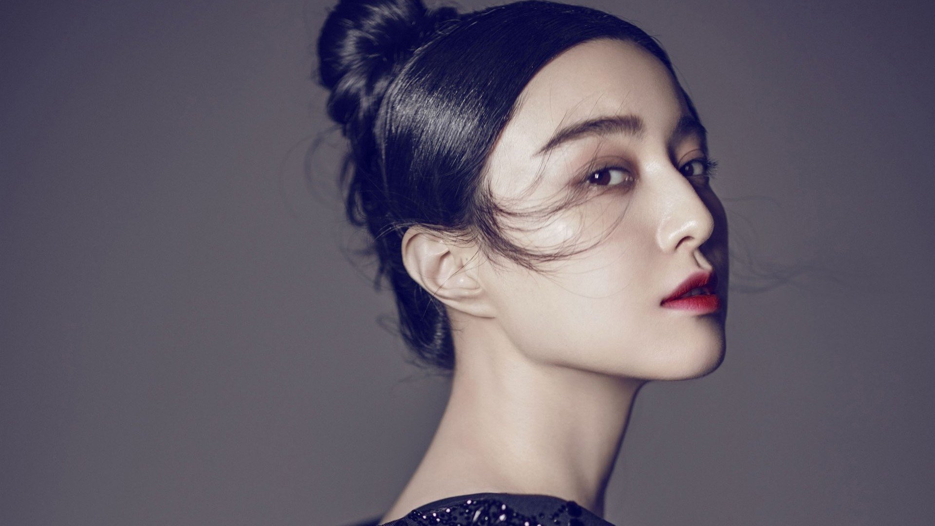 钢铁城墙与致命尖刀，阿坎吉一防一射，定格英德百年恩怨新章